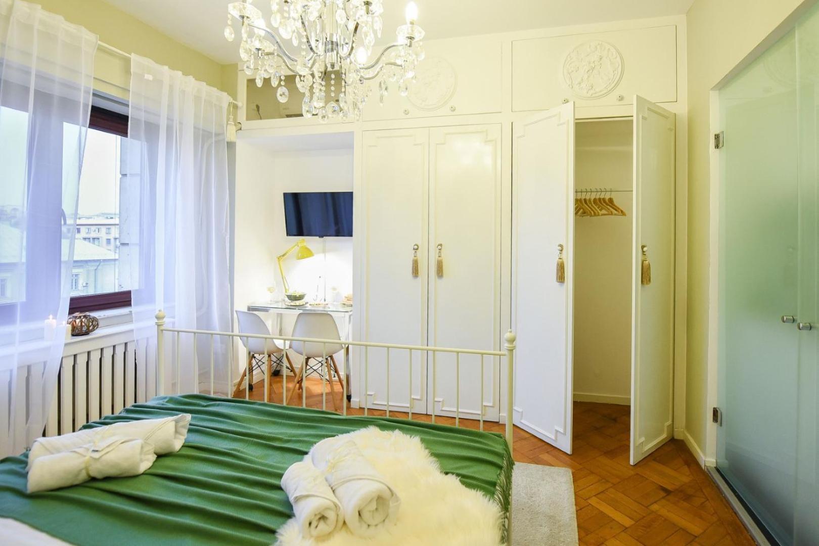 Cozy Studio Overlooking The Old Town Bucureşti Exterior foto